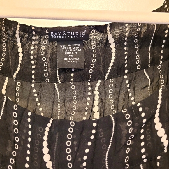 Top - Picture 2 of 2